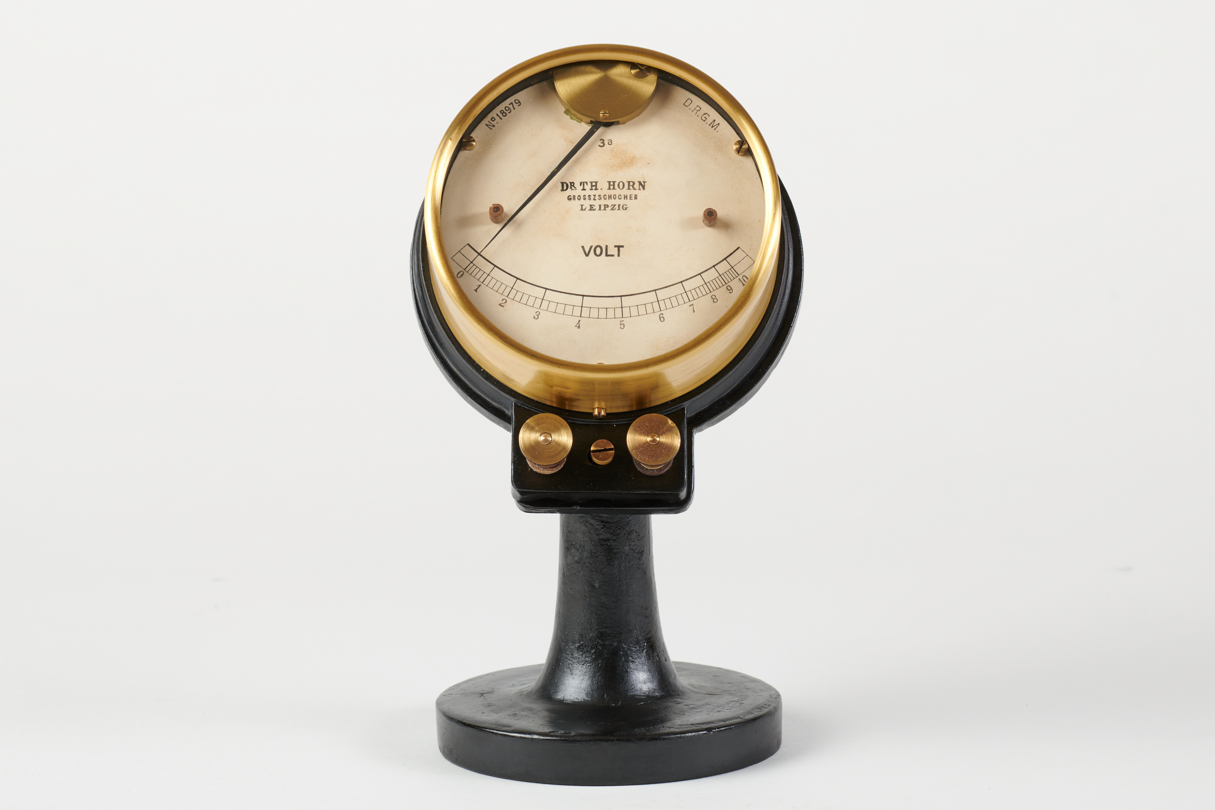 Voltmeter