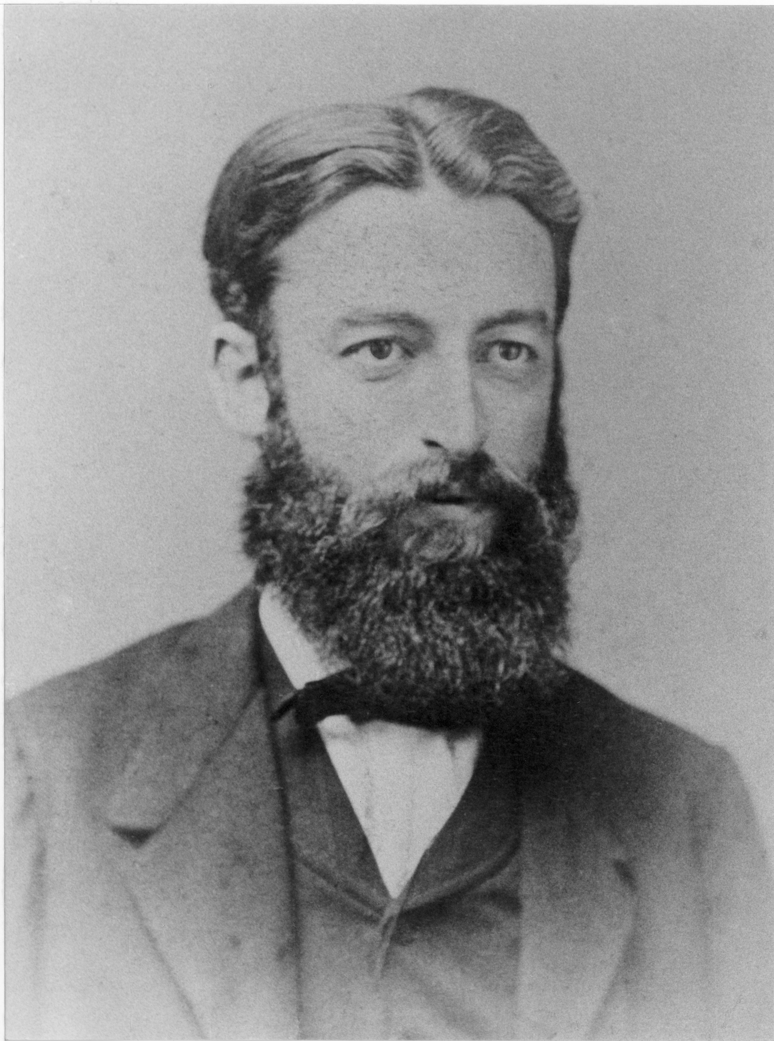 Portrait photo of Lothar Meyer, approx. 1870. KIT Archives 28010/I 2662.